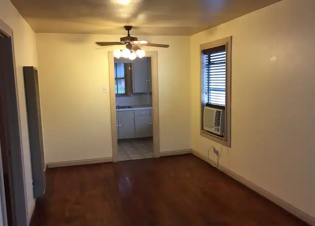 Property at 611 W 37th St Unit B, Austin, TX, 78705, 1 bed, 1 bath, [object Object]