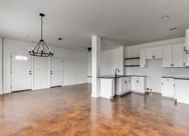 Property at 1020 Burnett Blvd Unit B, Alvarado, TX, 76009, 3 beds, 2 baths, [object Object]