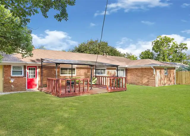 Property at 1806 Clayton Dr, Baytown, TX, 77520, 5 beds, 3 baths, [object Object]