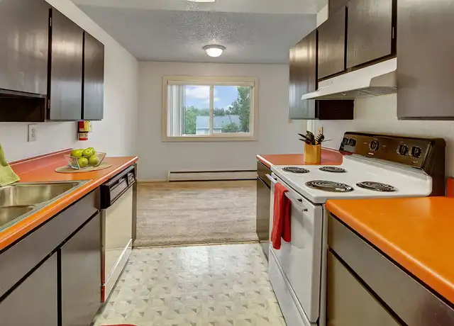 Property at Arctic Sun - 625 W 46th Ave, Anchorage, AK, 99503, 1 bed, 1 bath, [object Object]