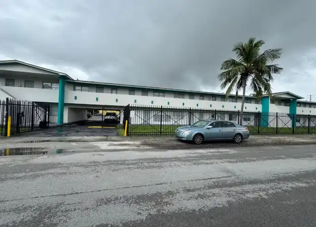 Property at 18200 NW 20th Ave Unit 28, Miami Gardens, FL, 33056, 2 beds, 1 bath, [object Object]