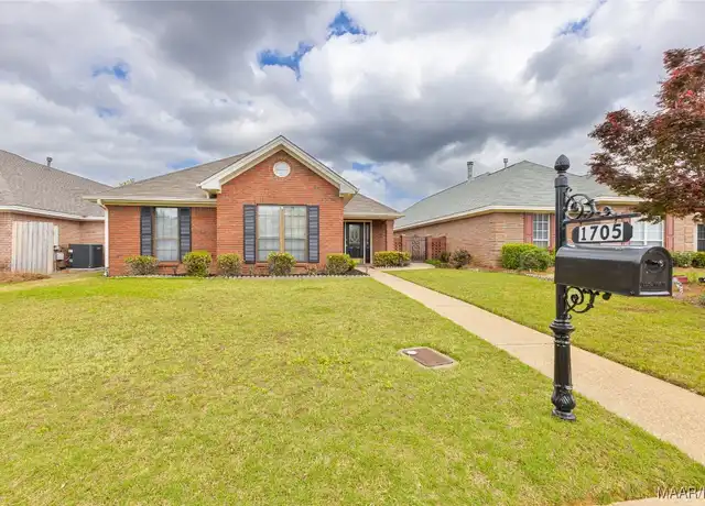 Property at 1705 Pebble Creek Dr, Prattville, AL, 36066, 3 beds, 2 baths, [object Object]