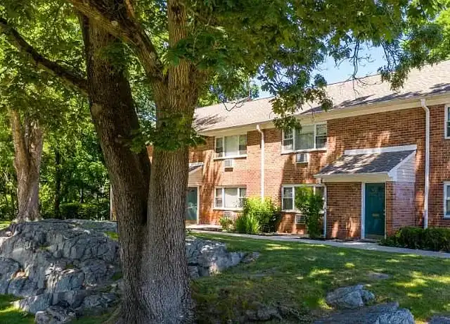 Property at HudsonView - 2 Lakeview Dr, Peekskill, NY, 10566, 2 beds, 1.5 baths, [object Object]