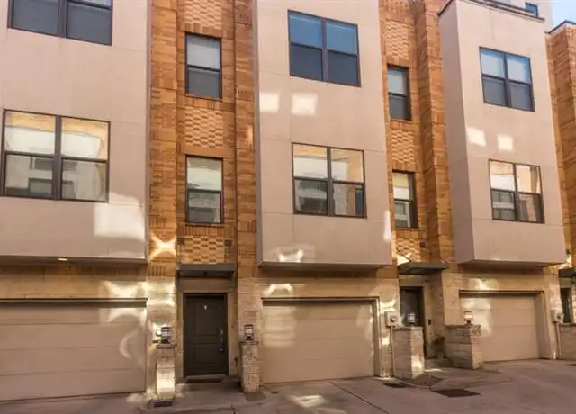Property at 732 Skyline Bluff Ct, Fort Worth, TX, 76102, 2 beds, 2.5 baths, [object Object]