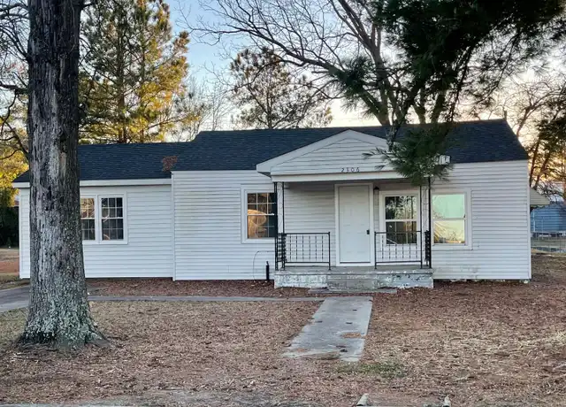 Property at 2306 Saint Andrew St, Tarboro, NC, 27886, 3 beds, 2 baths, [object Object]