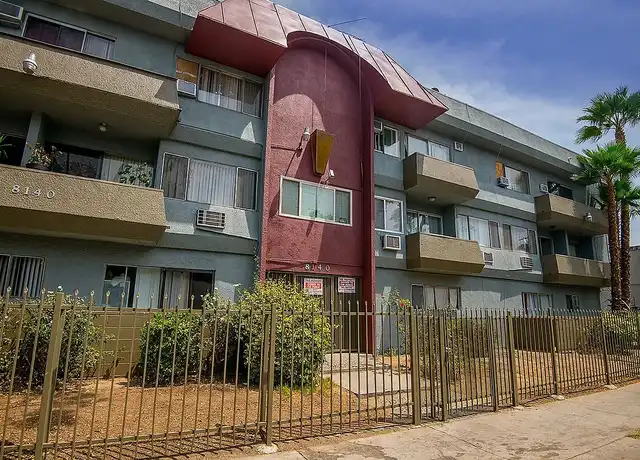 Property at 8140 Langdon Ave, Van Nuys, CA, 91406, 0 beds, 1 bath, [object Object]