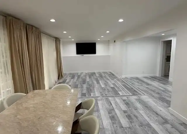 Property at 18241 Donmetz St, Porter Ranch, CA, 91326, 3 beds, 2 baths, [object Object]