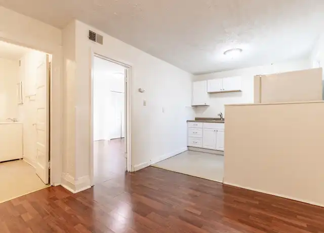 Property at 608 Taylor Ave Unit 102, Avalon, PA, 15202, 1 bed, 1 bath, [object Object]