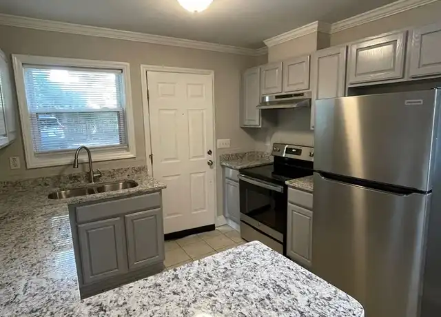 Property at 602 SW Maynard Rd, Cary, NC, 27511, 3 beds, 1 bath, [object Object]