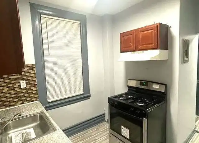Property at 44 4th St Unit 3L, Newark, NJ, 07107, 2 beds, 1 bath, [object Object]