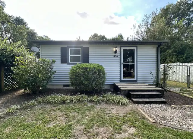 Property at 406 S Hughes St, Apex, NC, 27502, 2 beds, 1 bath, [object Object]