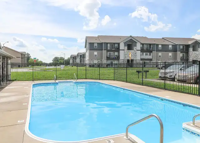 Property at Golden Pond Apartments - 3030 W Kingsley St, Springfield, MO, 65807, 1-3 bed, 1-2 bath, [object Object]