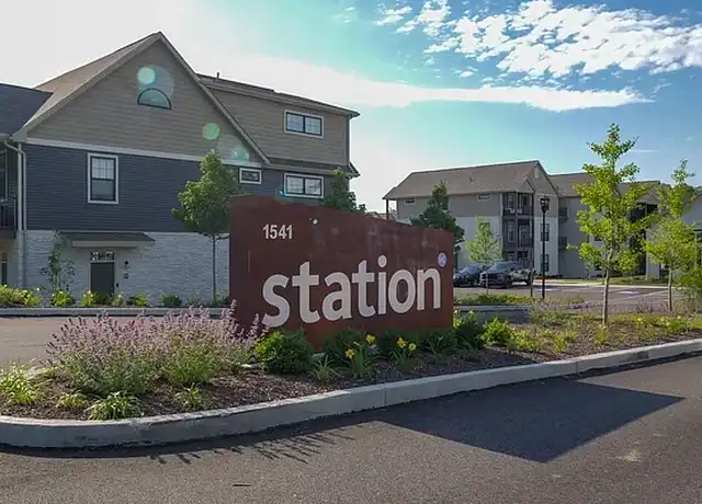 Property at VC Station Apartments - 1541 E Turkeyfoot Lake Rd, Akron, OH, 44312, 1 bed, 1 bath, [object Object]
