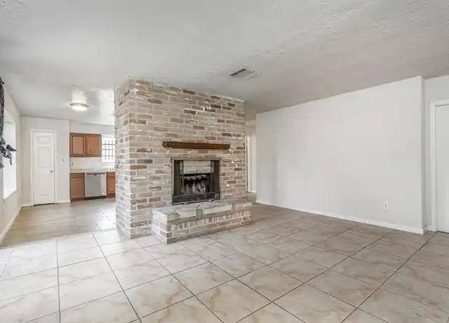 Property at 5411 Ingomar Way, Houston, TX, 77053, 3 beds, 2 baths, [object Object]