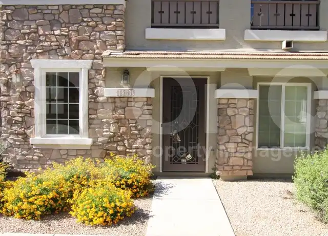 Property at 1366 S Sabino Dr, Gilbert, AZ, 85296, 2 beds, 2 baths, [object Object]