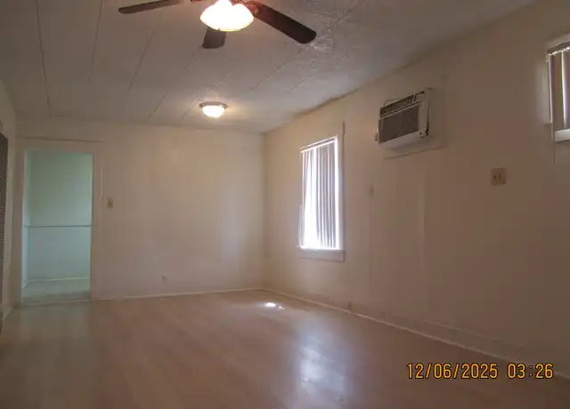 Property at 3999 4th Ave, Sacramento, CA, 95817, 2 beds, 1 bath, [object Object]