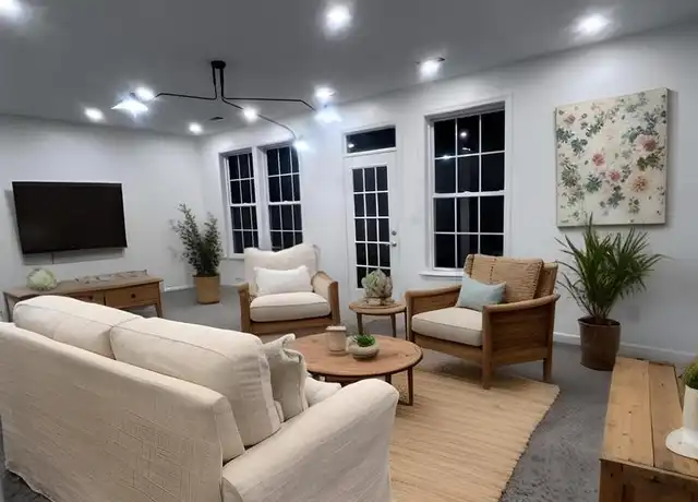 Property at 853 Valemount Ter NE, Leesburg, VA, 20176, 1 bed, 1 bath, [object Object]