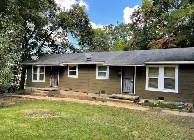 Property at 908 Terrace Ave, Jackson, MS, 39209, 1 bed, 1 bath, [object Object]