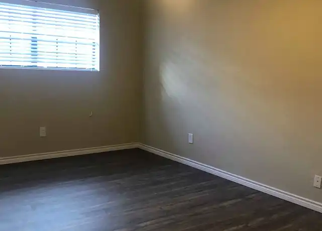 Property at 6829 Camden Ln, Groves, TX, 77619, 1 bed, 1 bath, [object Object]