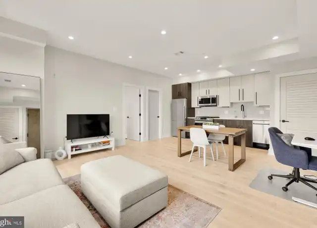 Property at 3933 14th St NW #7, Washington, DC, 20011, 1 bed, 1 bath, [object Object]