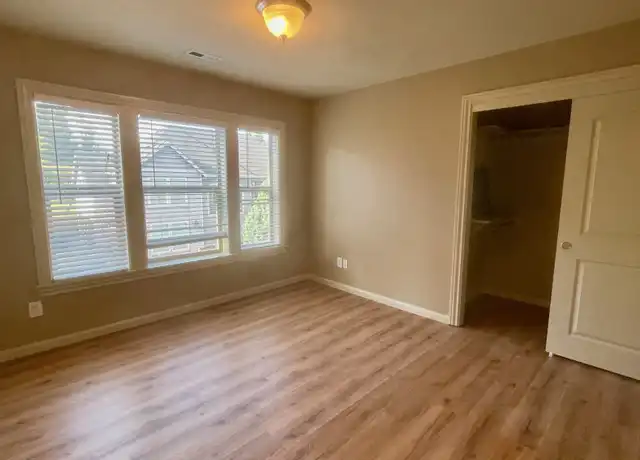 Property at 12318 NW 21st Ave, Vancouver, WA, 98685, 4 beds, 2.5 baths, [object Object]