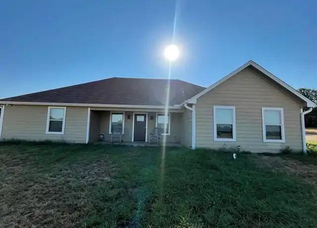 Property at 2750 Cabaniss Ln, Weatherford, TX, 76088, 3 beds, 2 baths, [object Object]