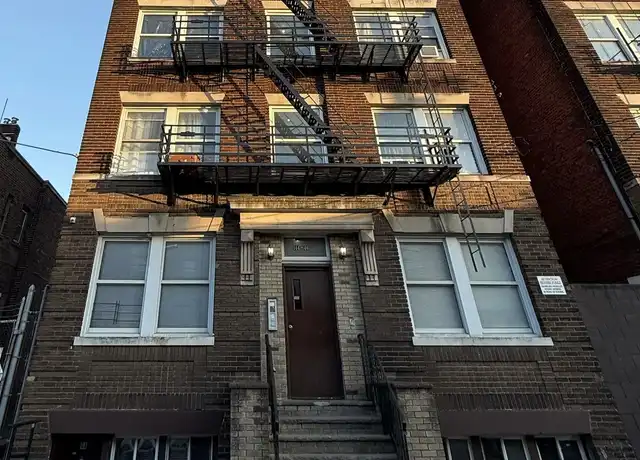 Property at 146 Brunswick St Unit 3B, Newark, NJ, 07114, 3 beds, 1 bath, [object Object]
