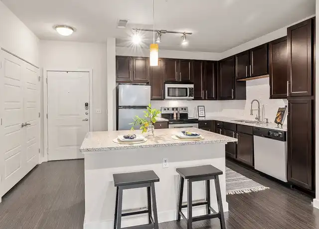 Property at Zang Triangle - 390 E Oakenwald St, Dallas, TX, 75203, 0 beds, 1 bath, [object Object]