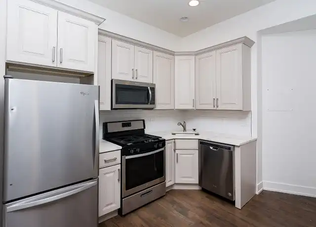 Property at 449 N Carpenter St Unit 2F, Chicago, IL, 60642, 1 bed, 1 bath, [object Object]