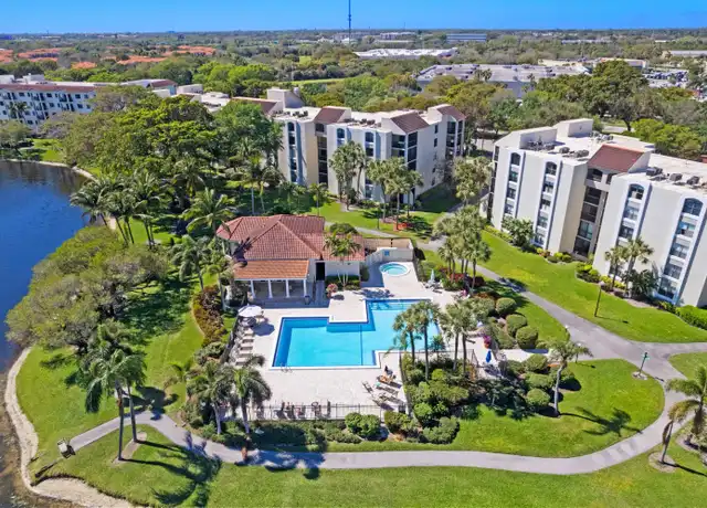Property at 820 Lavers Cir Unit G403, Delray Beach, FL, 33444, 2 beds, 2 baths, [object Object]