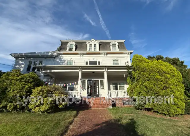 Property at 507 Blackstone St Unit 5, Woonsocket, RI, 02895, 1 bed, 1 bath, [object Object]