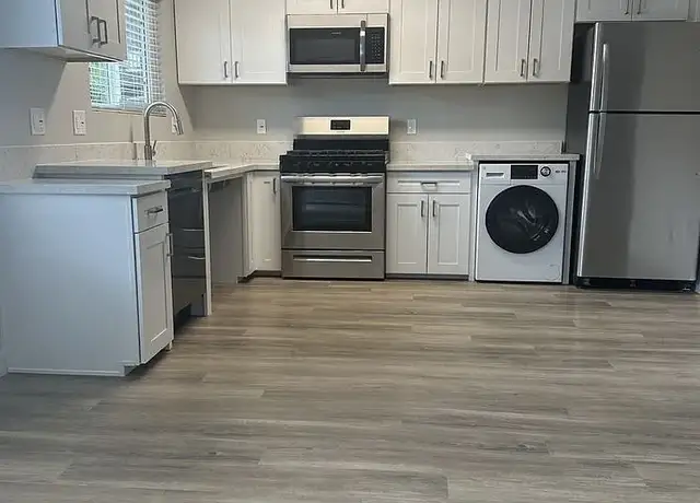 Photo of 294 Ballantyne St, El Cajon, CA 92020