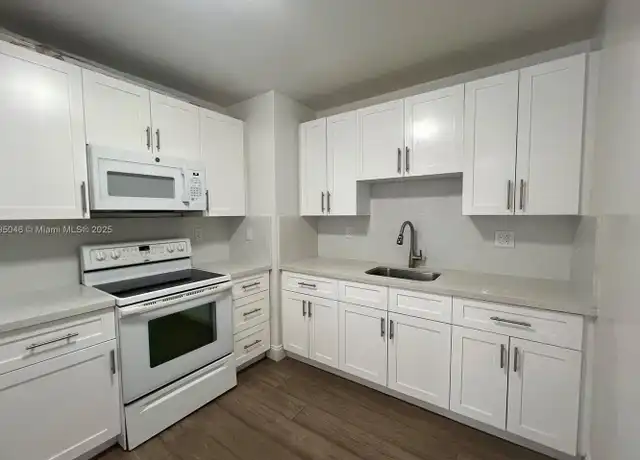 Property at 770 NW 179th St, Miami, FL, 33169, 3 beds, 2.5 baths, [object Object]