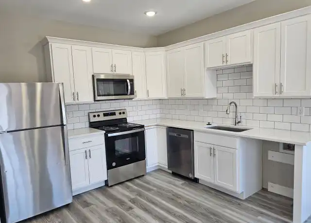 Property at 116 W Main St Apt B, Washington, MO, 63090, 1 bed, 1 bath, [object Object]