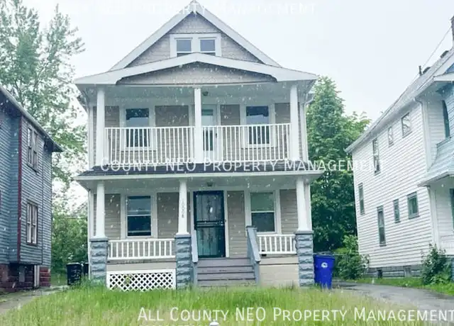 Property at 10008 Mount Auburn Ave Unit Up Unit, Cleveland, OH, 44104, 1 bed, 2 baths, [object Object]