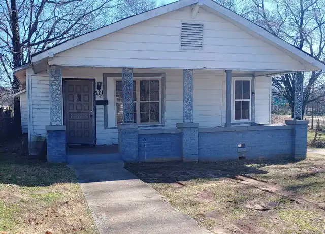 Property at 2111 Bragg St, Little Rock, AR, 72206, 3 beds, 2 baths, [object Object]