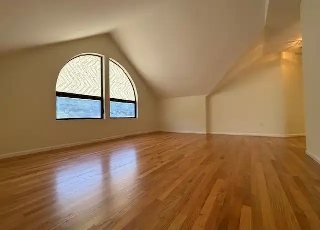 Property at 247 Connecticut Ave Unit 3, Norwalk, CT, 06854, 2 beds, 1 bath, [object Object]