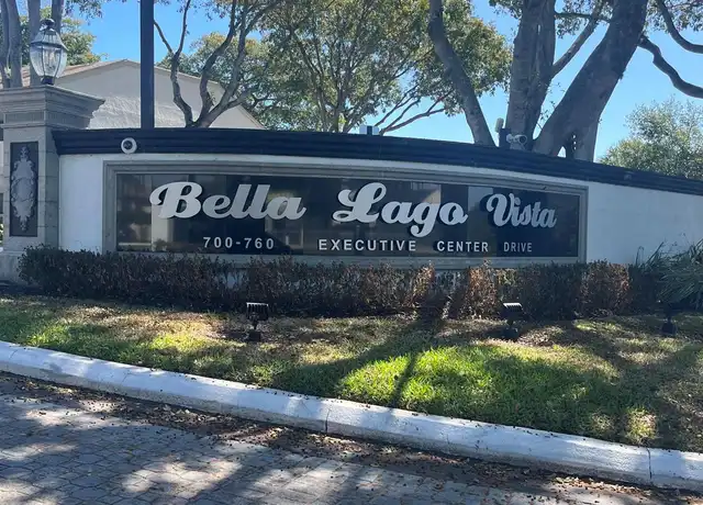 Property at 708 Executive Center Dr #26, West Palm Beach, FL, 33401, 1 bed, 1 bath, [object Object]