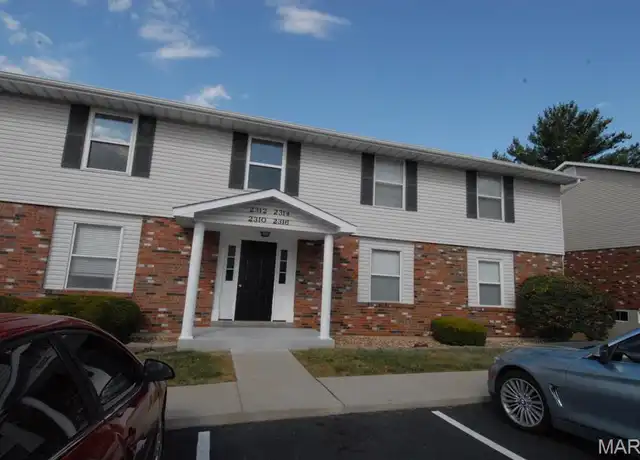 Property at 2314 Highland Hill Dr, St Peters, MO, 63376, 2 beds, 1 bath, [object Object]