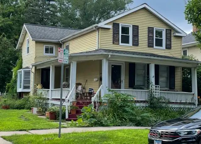 Property at 209 Center St Unit 2, Naperville, IL, 60540, 1 bed, 1 bath, [object Object]