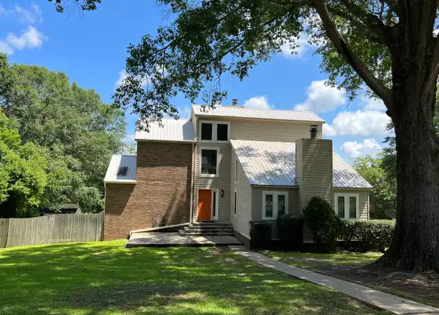 Property at 107 E Kingswood Dr, Enterprise, AL, 36330, 5 beds, 3.5 baths, [object Object]
