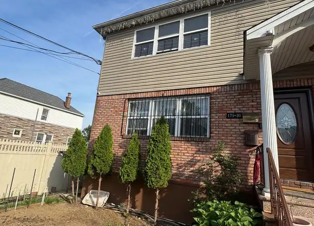 Property at 171-30 104th Ave Unit 2nd floor, Jamaica, NY, 11433, 3 beds, 2 baths, [object Object]