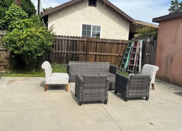 Property at 10712 S Hoover St Unit B, Los Angeles, CA, 90044, 0 beds, 1 bath, [object Object]