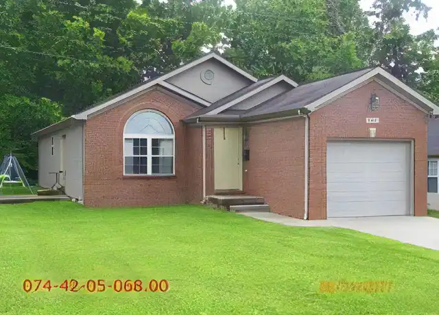 Property at 105 Turnberry Dr, Frankfort, KY, 40601, 3 beds, 2 baths, [object Object]