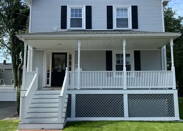 Property at 239 Robbins St Unit 2A, Waltham, MA, 02453, 2 beds, 1 bath, [object Object]