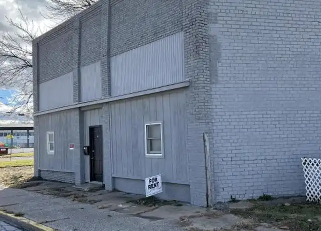 Property at 158 E Saint Louis Ave Unit B, East Alton, IL, 62024, 3 beds, 1 bath, [object Object]