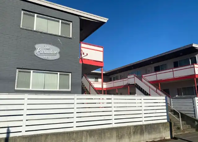 Property at 4532 S Henderson St Unit 4532-03, Seattle, WA, 98118, 1 bed, 1 bath, [object Object]