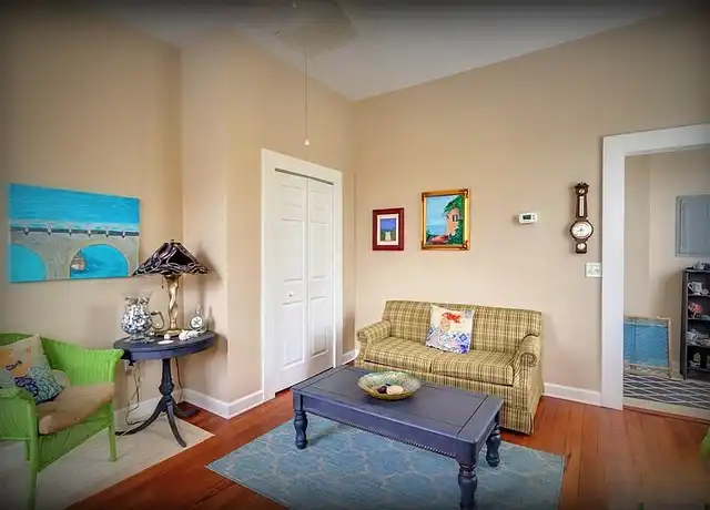 Property at 2422 Lincoln St Unit 3, Savannah, GA, 31401, 1 bed, 1 bath, [object Object]