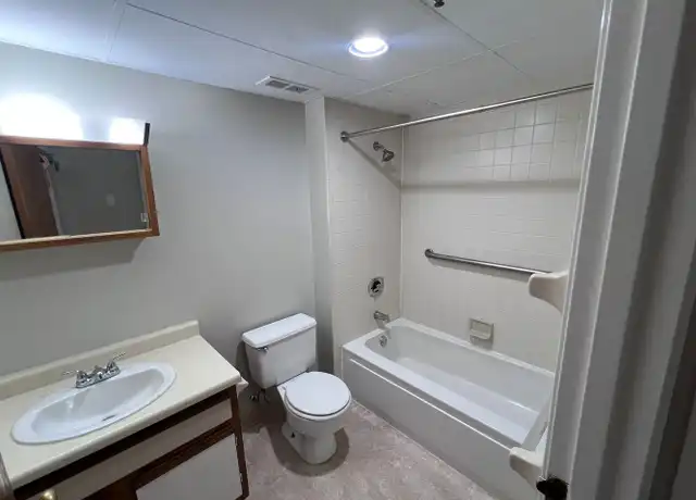 Property at 95 Elizabeth St Unit 312, Delaware, OH, 43015, 2 beds, 1 bath, [object Object]