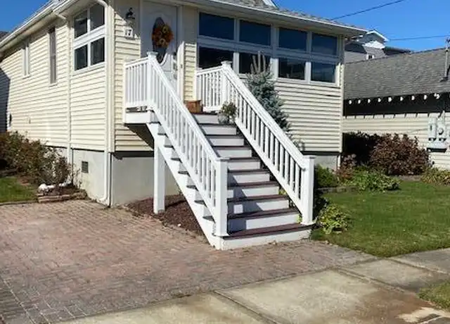 Property at 17 Sims Ave, Manasquan, NJ, 08736, 3 beds, 1 bath, [object Object]